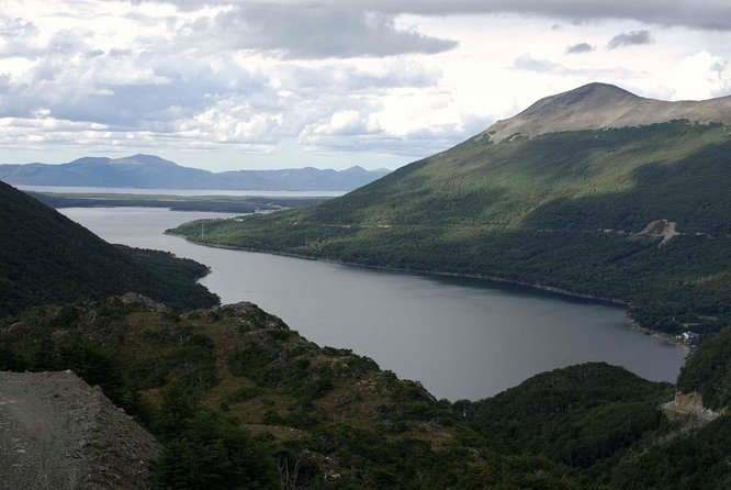 Scenic Lakes Tour: Delightful Private Adventure