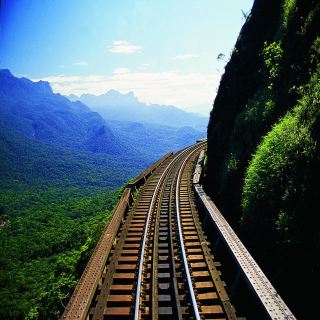 Scenic Rails: Curitiba to Morretes Adventure by Train