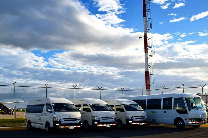 Seamless Airport Transfer to Luxurious Secrets Papagayo