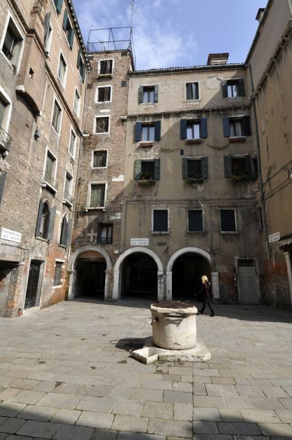 Secret Venice: 2-Hour Private Walking Tour - Good To Know