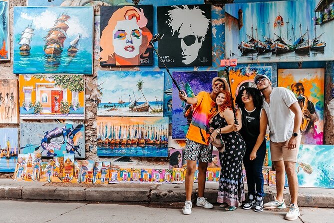 Selfie Tour in Cartagena - Meeting Point Details