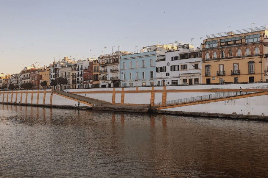 Seville: Triana Self-Guided Walking Tour With Audio - Good To Know