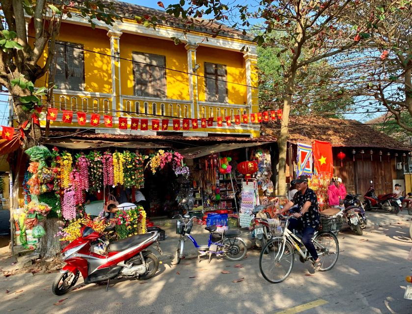 Shuttle Bus Da Nang- Hoi an 7.30 Am/ 12.30 PM/ 4.30 PM - Customer Experience