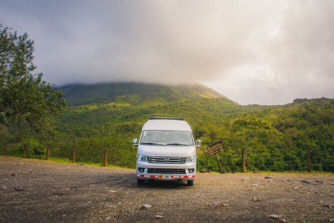 SJO Airport Private Transfer To/From Arenal, La Fortuna To/From Alajuela