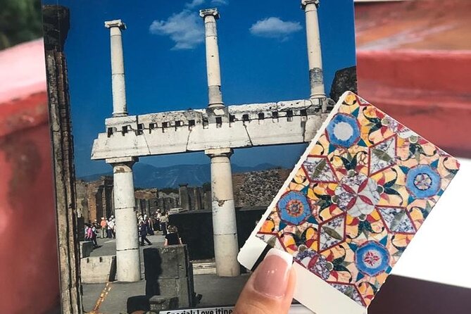 Skip the Line Ticket for Pompeii With a Guide Book of the Site