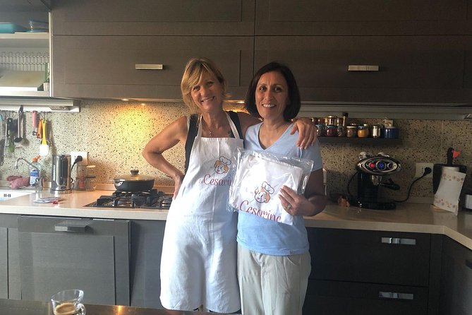 Small Group Market Tour and Cooking Class in Mantua