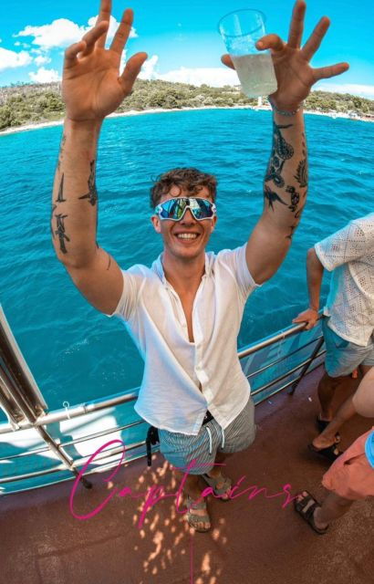Split: Captain's Blue Lagoon Boat Party With Live DJ - Good To Know