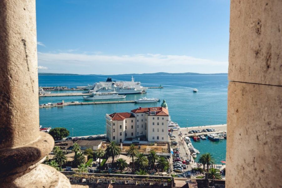 Split: City Exploration Game and Tour - Good To Know