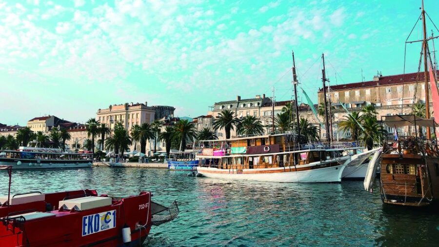 Split Discover the 1700 Year Old City: Outdoor Escape Game - Activity Details