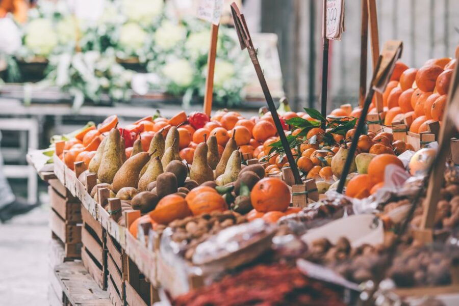 Spoleto: Market Tour and Home-Cooked Meal