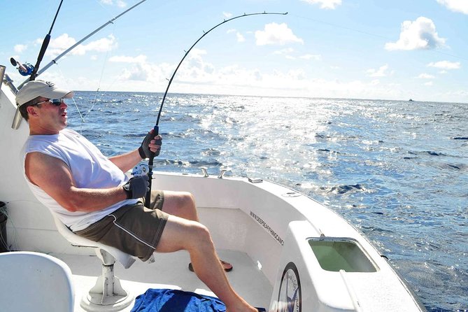 Sport Fishing at the Caribbean Sea. Enjoy an Amazing Time With Friends & Family - Flexible Cancellation Policy for Peace of Mind
