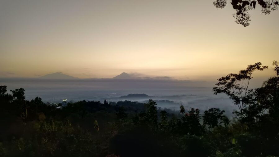 Sunrise at Puncak Saka, Prambanan, Sewu, Plaosan Temple