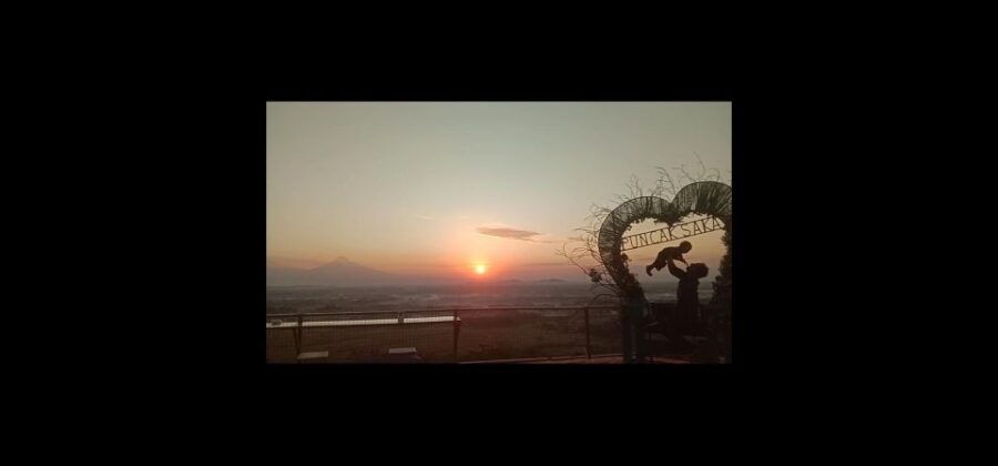 Sunrise at Puncaksaka. Borobudur, Pawon & Mendut Temple. - Borobudur Temple Visit