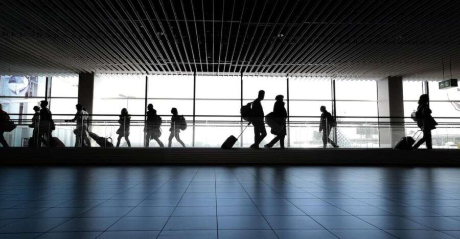 Surabaya & Malang: Private Hotel or Airport Transfer