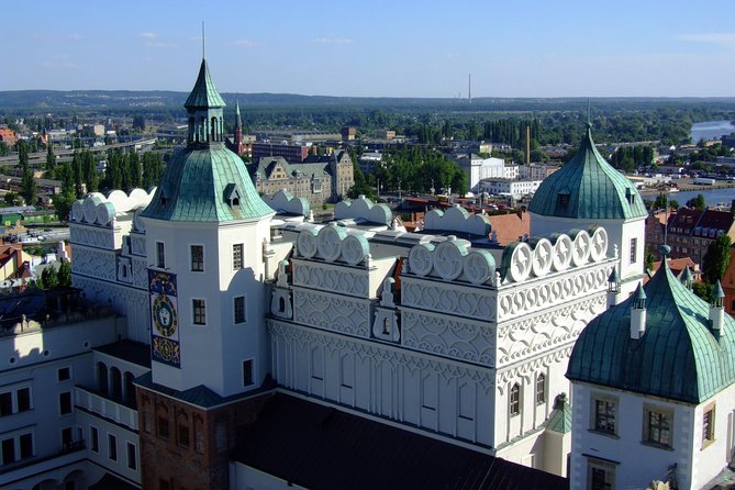 Szczecin Old Town With Pomeranian Dukes' Castle Private Walking Tour - Tour Highlights