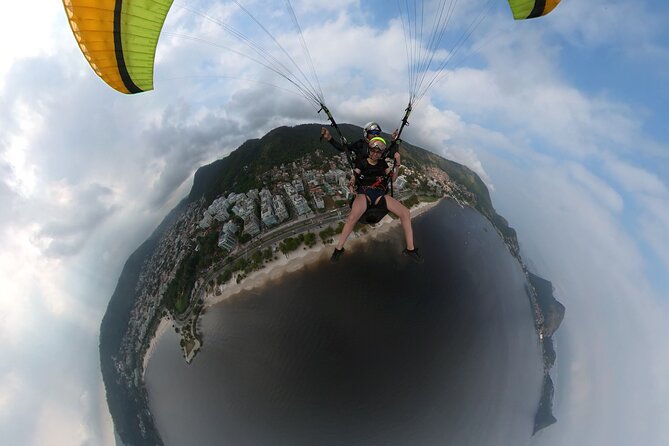 Tandem Paragliding Flight Experience in Rio De Janeiro Niterói