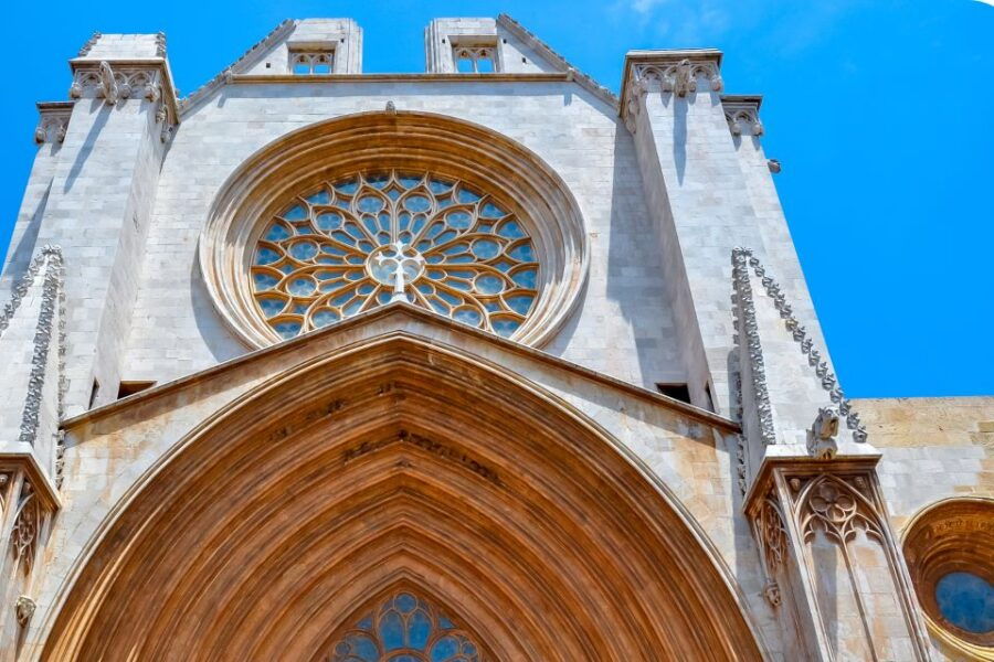 Tarragona: City Exploration Game and Tour - Good To Know