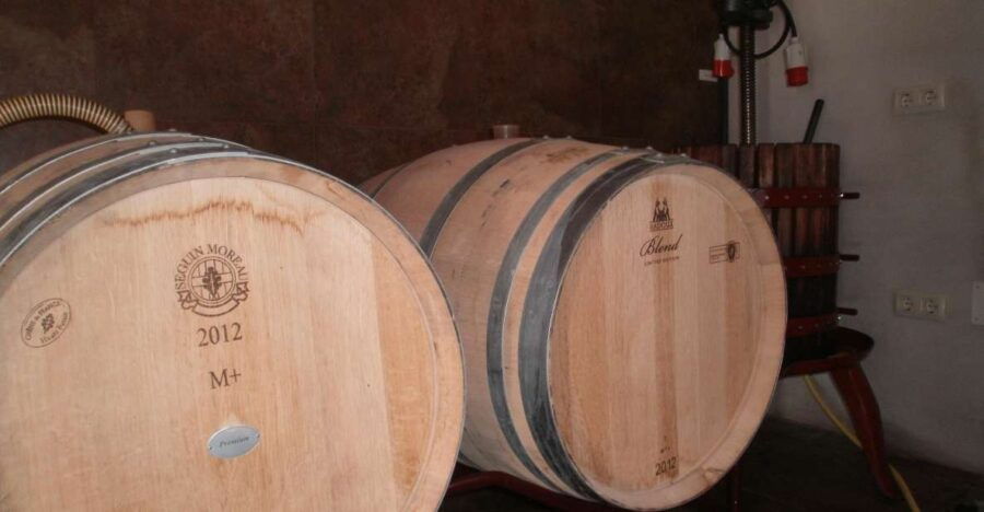 The Two Antiguas: Tour With Wine Tasting