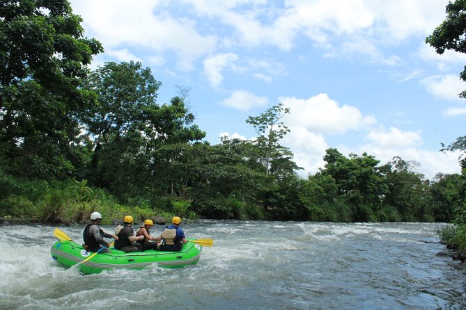 Thrilling Adventure on Rio Balsa Rapids