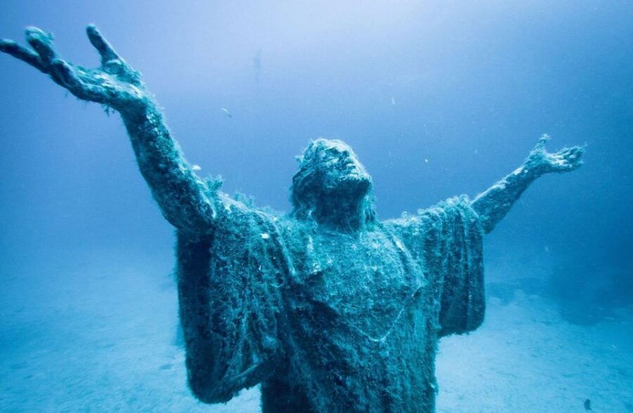 Thrilling Dive Tour Malta. Statue of Christ, Shipwrecks - Good To Know