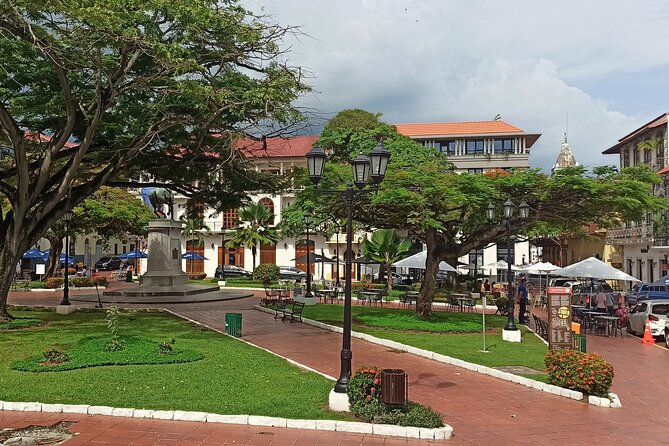 Tour of Panama City: From Its Origins to Today