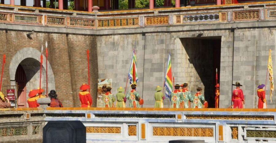Transfer From Da Nang or Hoi an to Hue via Hue City Tour
