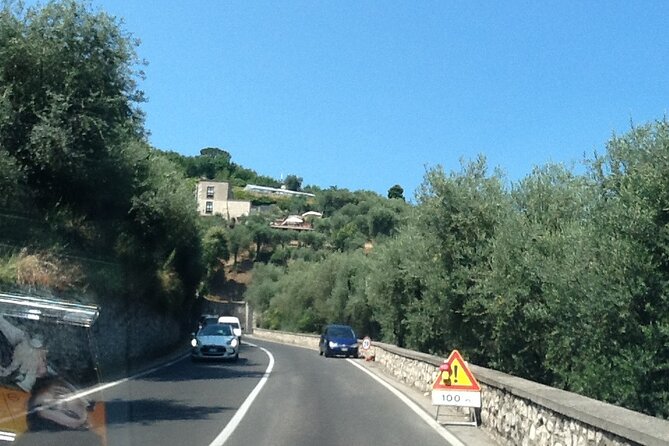 Transfer From Naples International Airport to Amalfi or Amalfi to Naples Airport - Service Details