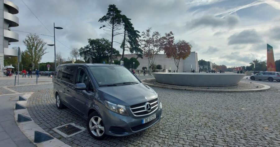 Transfer Train/Bus Station Campanhã to Porto City - Convenient Services Offered