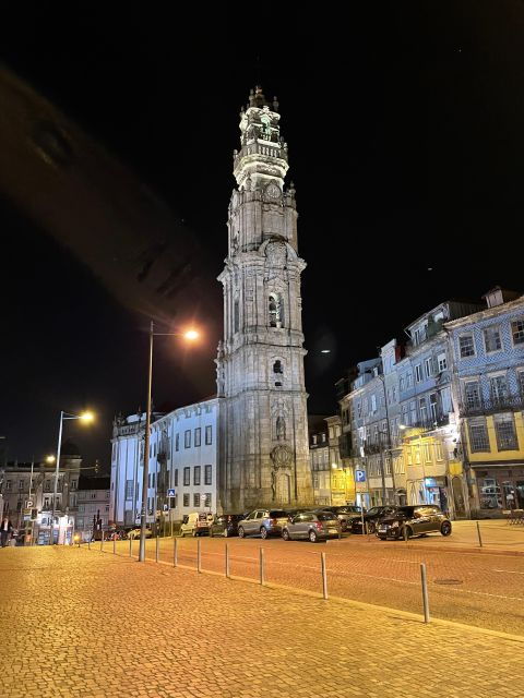 Transportation Between Airport and Downtown Porto
