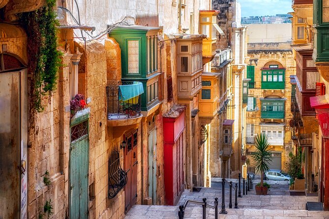 Valletta Scavenger Hunt and Best Landmarks Self-Guided Tour - Landmarks to Discover