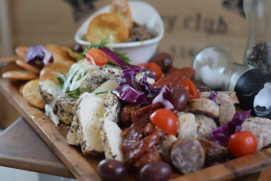 Valletta Street Food & History Tour With Private Transfers