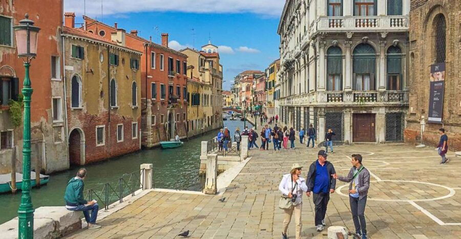 Venice: Cannaregio District Private Walking Tour - Meeting Point Details