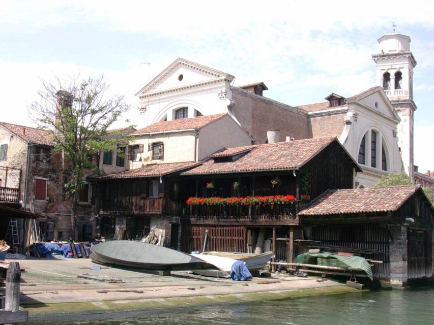 Venice: Dorsoduro and San Polo District Private Walking Tour - Payment and Gift Options