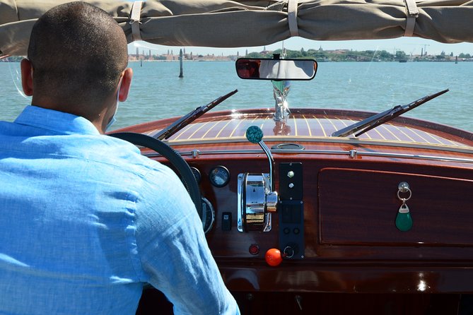 Venice Sunset Experience With Private Luxury Boat and Bottle Prosecco - Good To Know