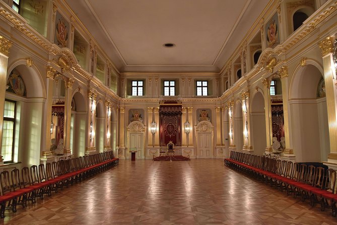 Warsaw Everday Skip the Line Royal Castle Guided Tour - Good To Know