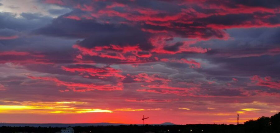 Zadar: Sunset & Night Cruise With Unlimited Sparkling Wine - Good To Know
