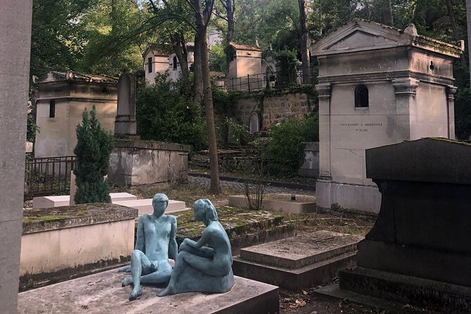 2.5 Hour Walking Tour of Père Lachaise Cemetery From Paris - Tour Details