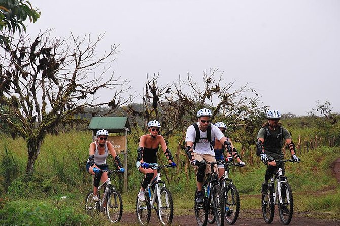 5-Day Galapagos Islands Plus Bike, Kayak, Hike, Snorkel - Itinerary Overview