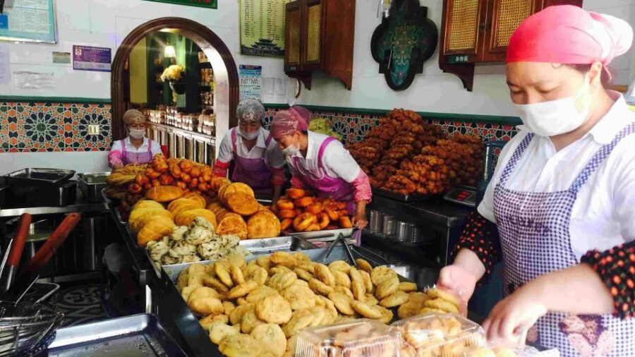 Beijing: Hutong Private Culinary Walking Tour