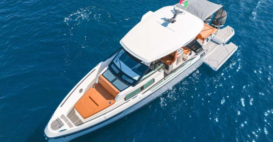 CAPRI SUNSET PRIVATE TOUR ON LUXURY TENDER - Good To Know