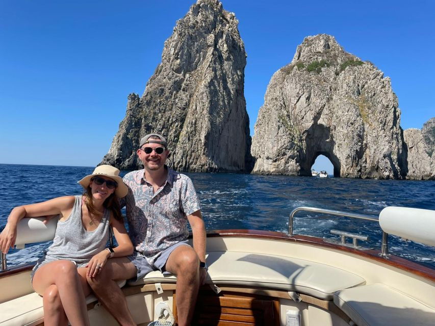 Capri Tour With the Iconique Gozzo Sorrentino