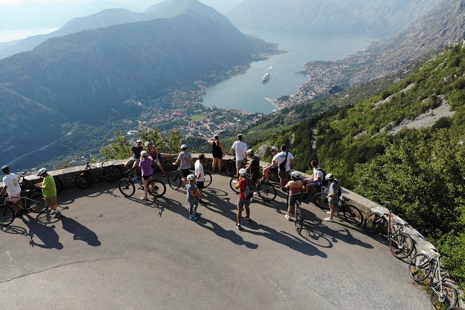 Epic 25 Turns Bike Descent With Panoramic Cable Car Ascent - Experience Highlights