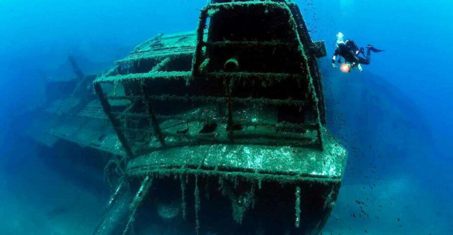 2 Best Scuba Diving Experiences In Paros