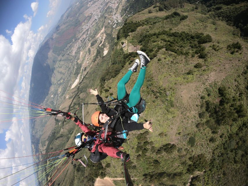 Fly Paragliding in Medellin Colombia