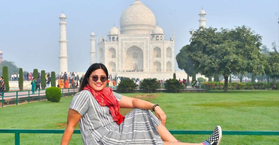 From Delhi: Taj Mahal Tour With Agra Fort & Fatehpur Sikri