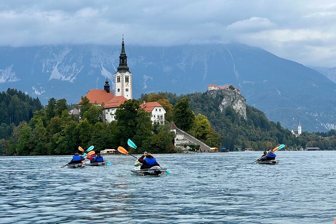 Guided Clear Kayak Tour in Bled - Equipment and Group Size