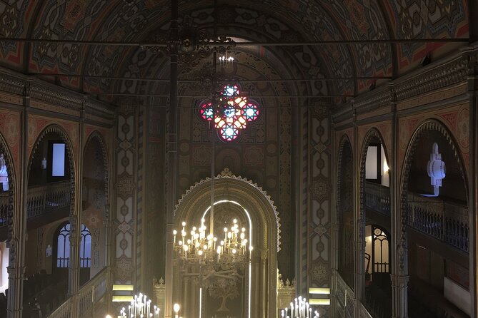 Half-Day Jewish Heritage Walking Tour in Bucharest - Tour Inclusions