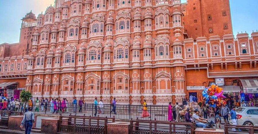 Jaipur: Local Jaipur City Tour by Car - Inclusions and Activity Description