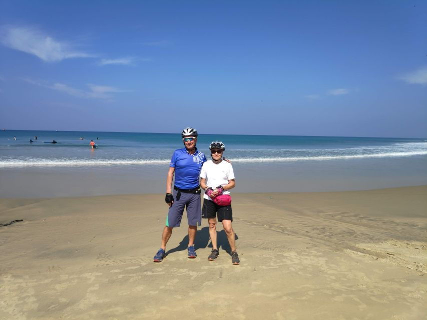 Kochi to Marari/ Kumarakom/ Alleppey Cycling Tour (Full Day)