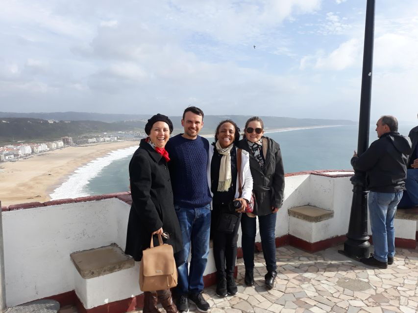 Lisbon: Tour Fátima, Batalha, Alcobaça, Nazaré and Óbidos